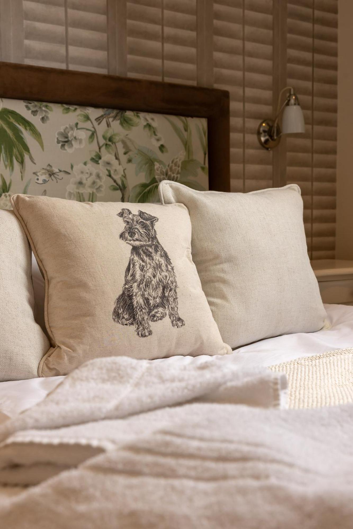 The Olde Coach House Inn Ashby Saint Ledgers Екстериор снимка