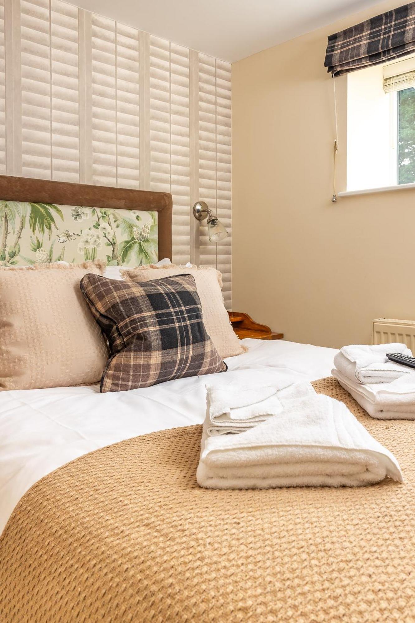 The Olde Coach House Inn Ashby Saint Ledgers Екстериор снимка