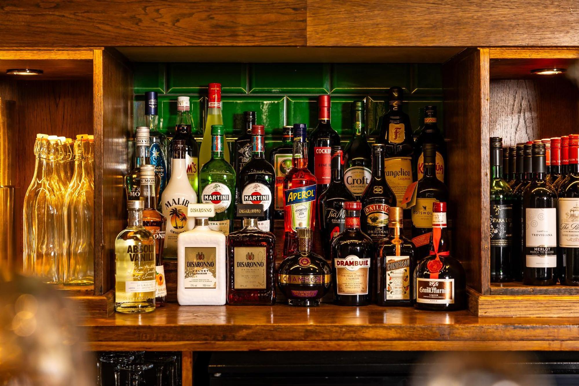 The Olde Coach House Inn Ashby Saint Ledgers Екстериор снимка