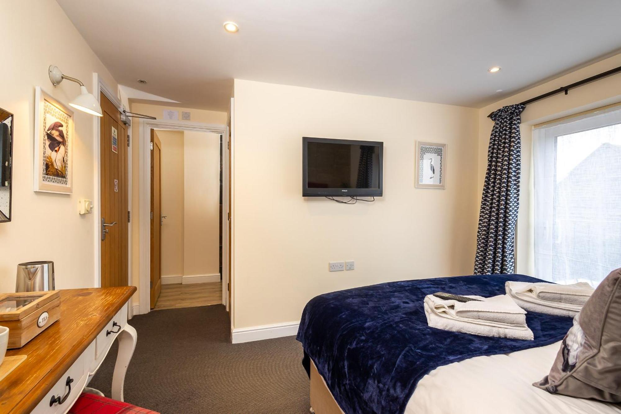 The Olde Coach House Inn Ashby Saint Ledgers Екстериор снимка