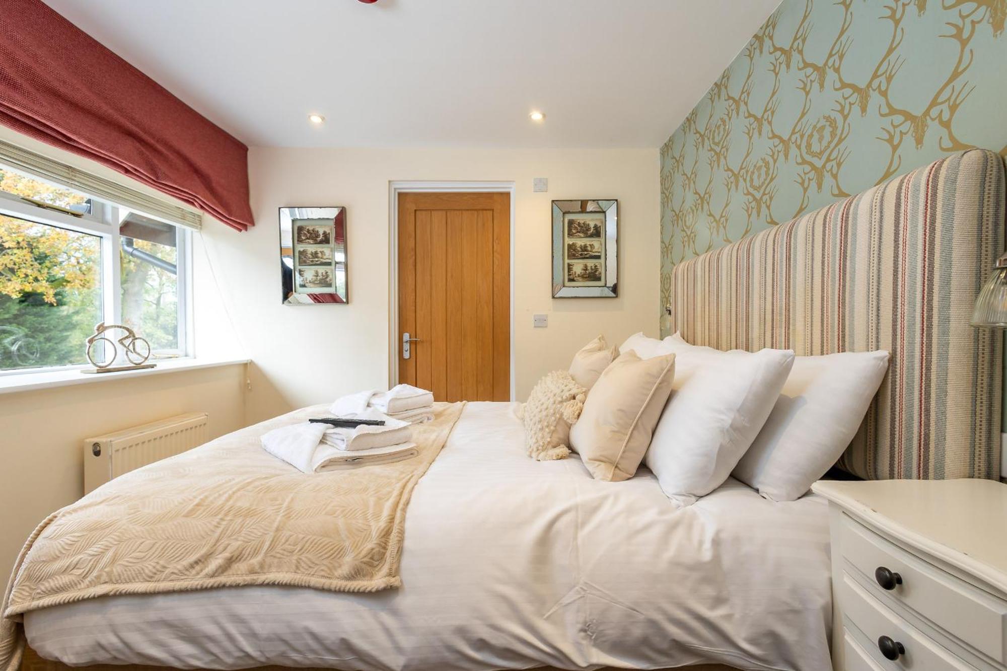 The Olde Coach House Inn Ashby Saint Ledgers Екстериор снимка