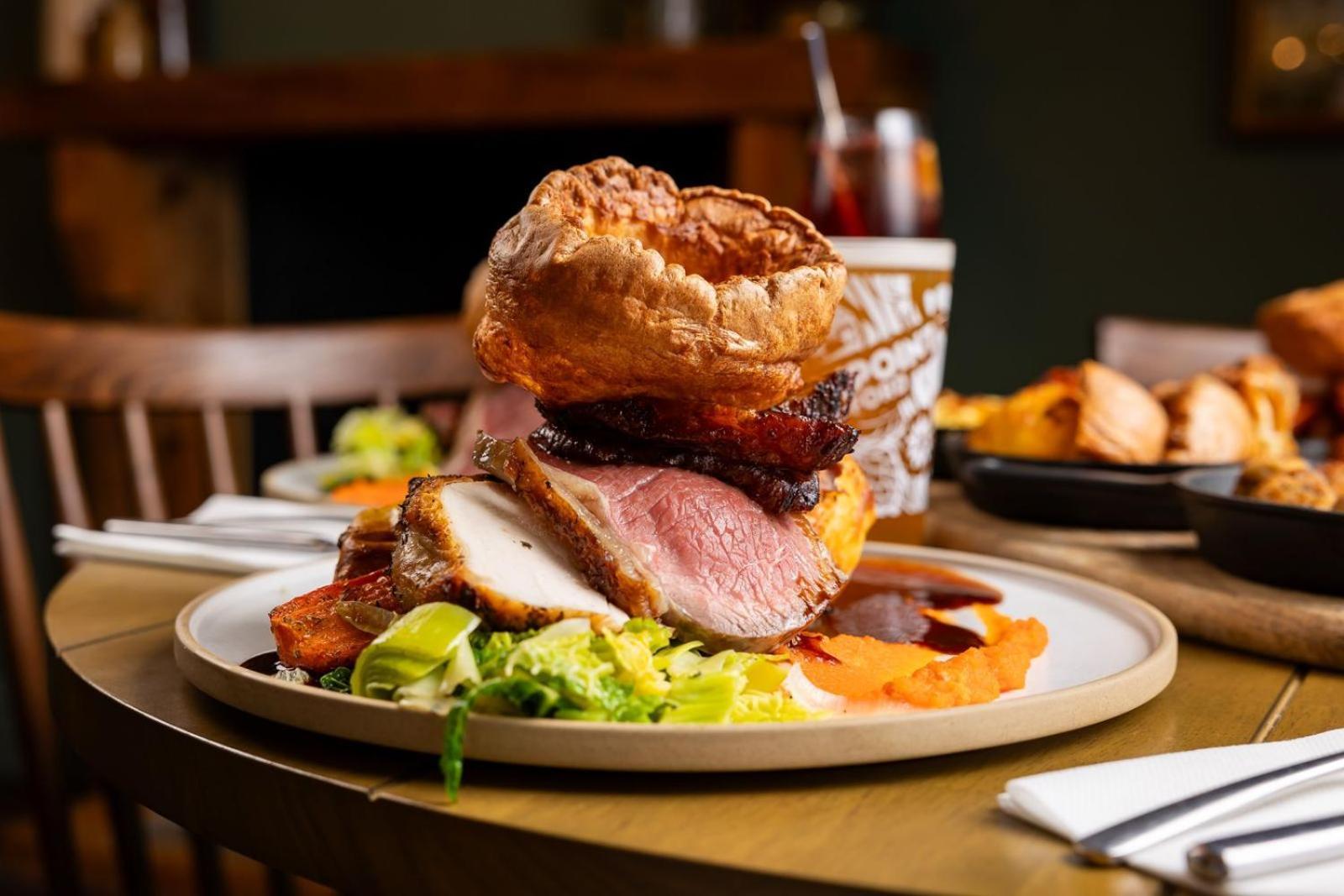 The Olde Coach House Inn Ashby Saint Ledgers Екстериор снимка